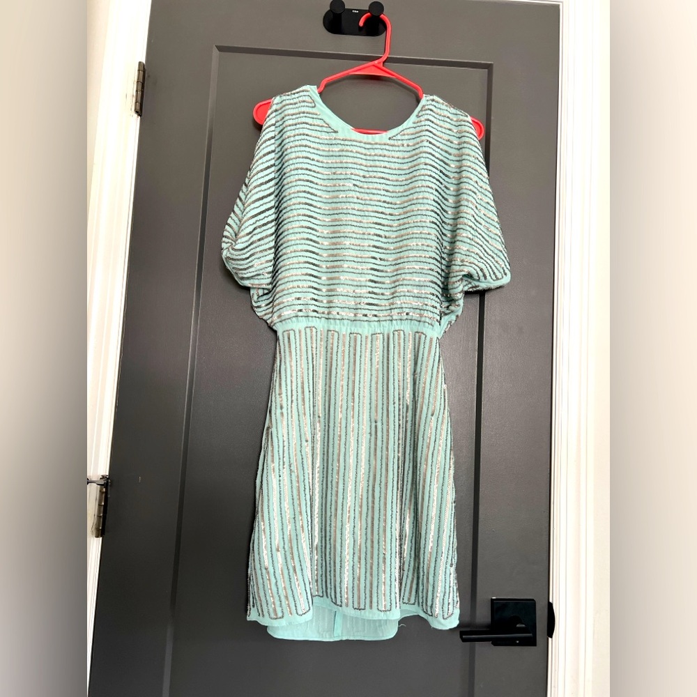 Sara boo blue sequence dress size Small